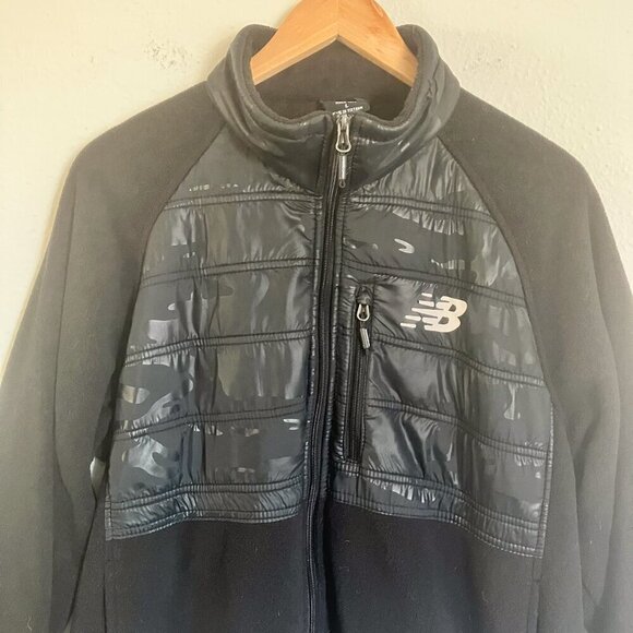 New Balance Men’s Black Sweater Fleece Mock Neck Zipped Up Size Large - Picture 3 of 9
